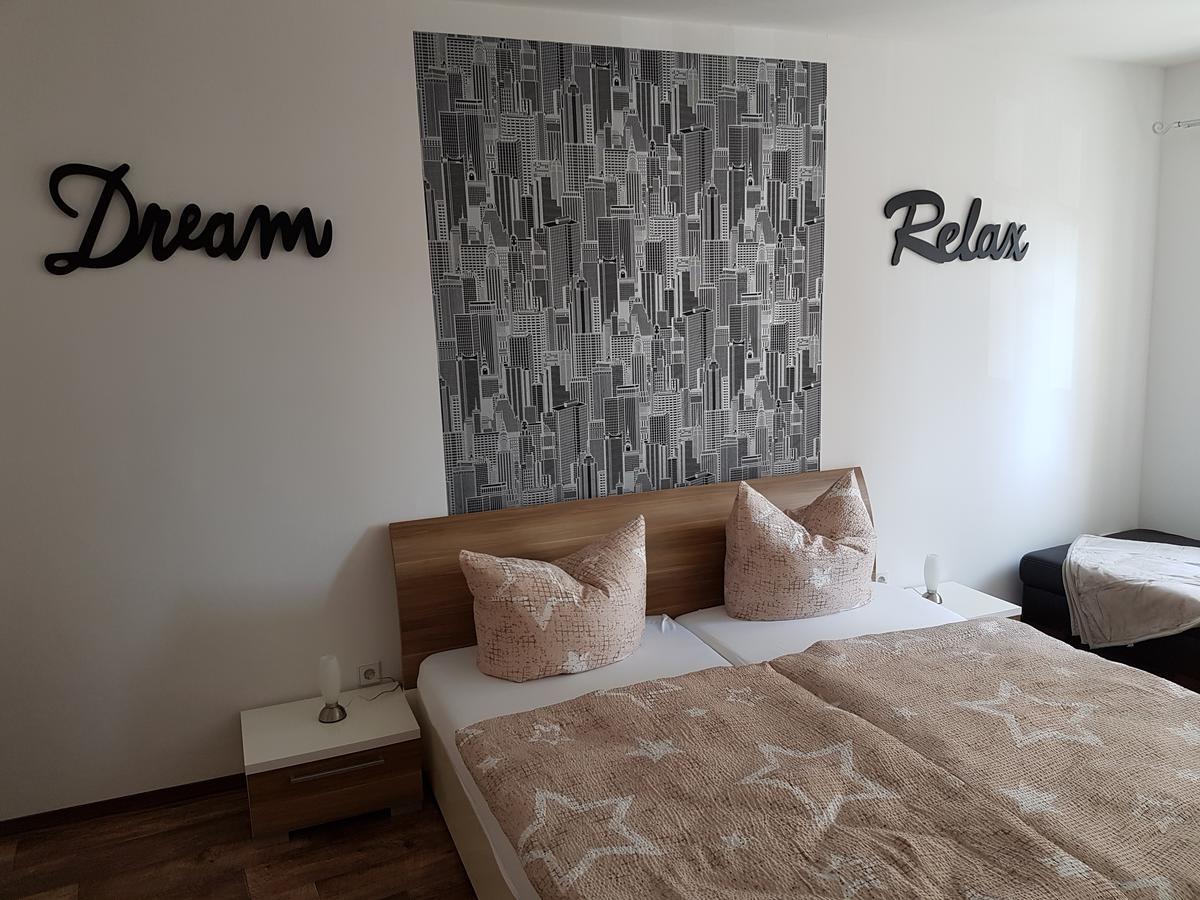 Apartment Am Rathaus Und No11 *